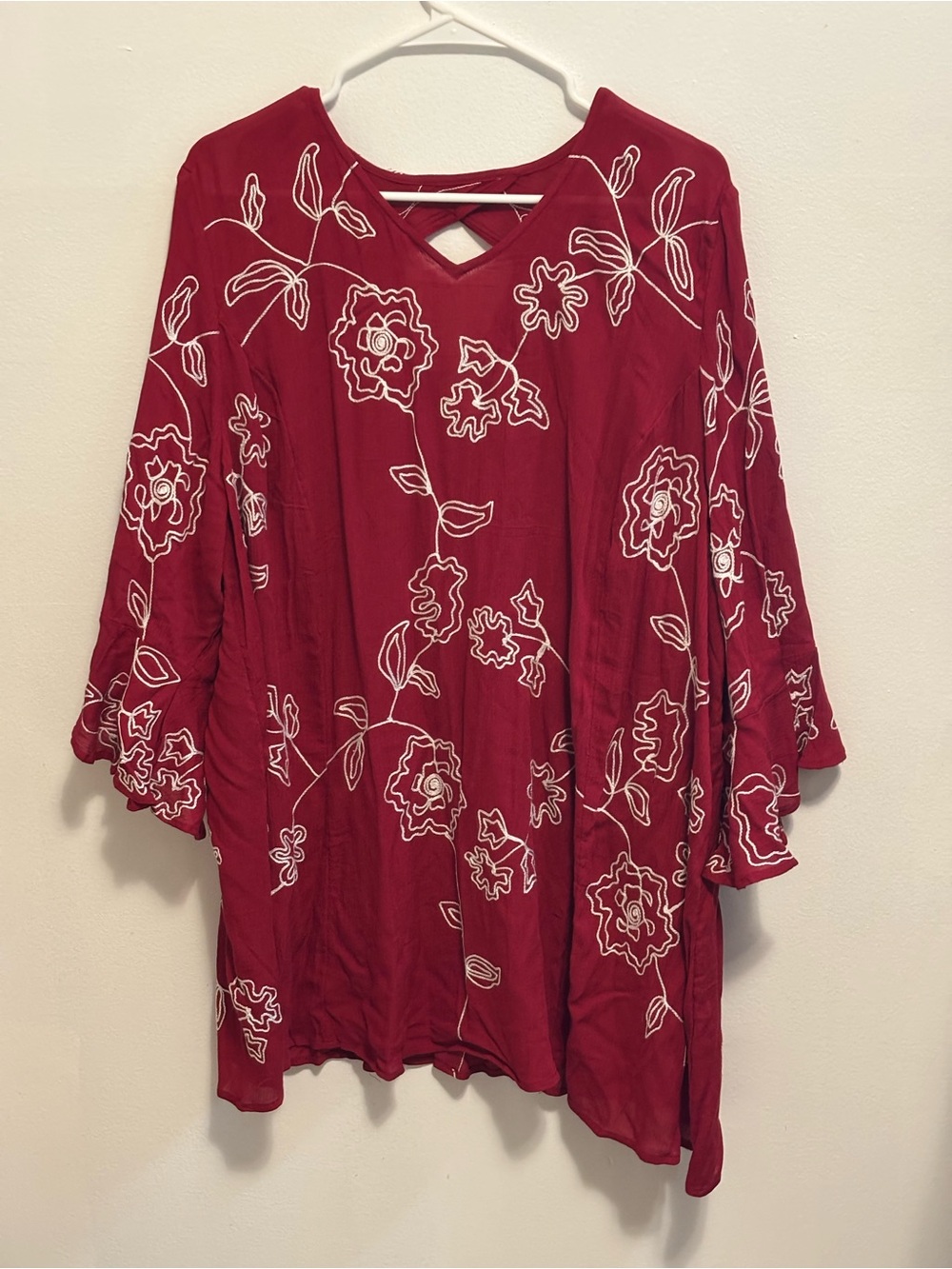 Davina women’s red floral embroidered tunic top 1X flowy ruffle sleeves